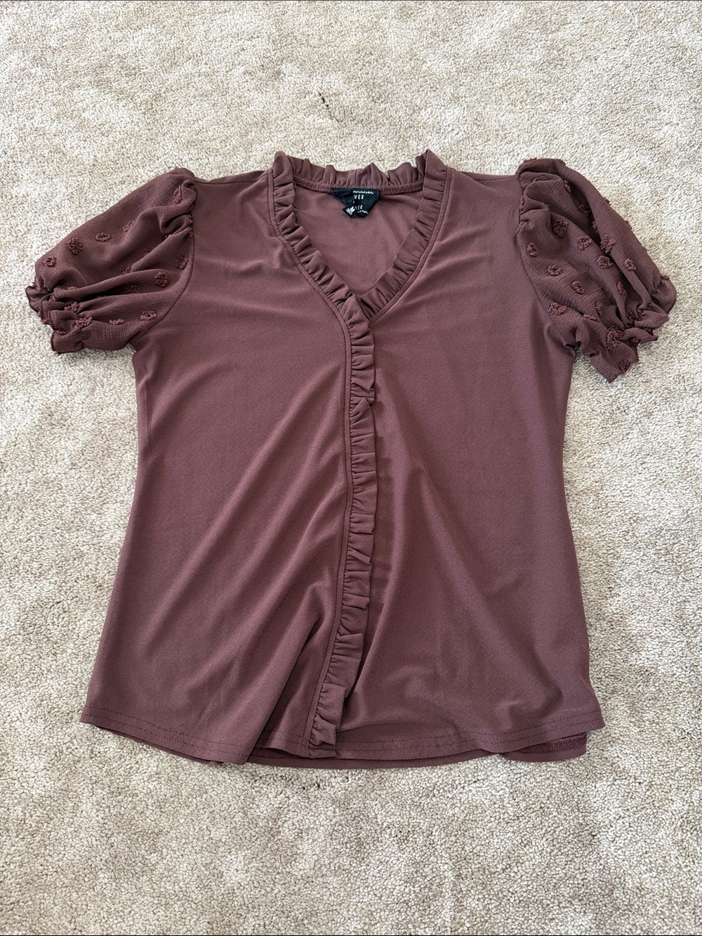 Flower and Feather Ruffled V-Neck Puff Sleeve Blouse in Mauve Brown